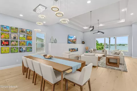 Dining - 770 John Anderson Dr, Ormond Beach, FL 32176 photo 3 of 4