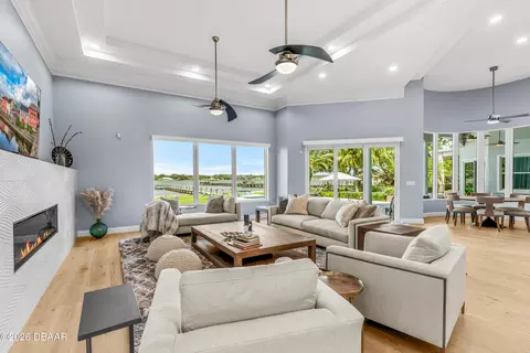 Living - 770 John Anderson Dr, Ormond Beach, FL 32176 photo 2 of 3