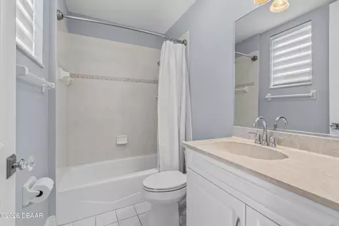 Bath - 770 John Anderson Dr, Ormond Beach, FL 32176 photo 5 of 7