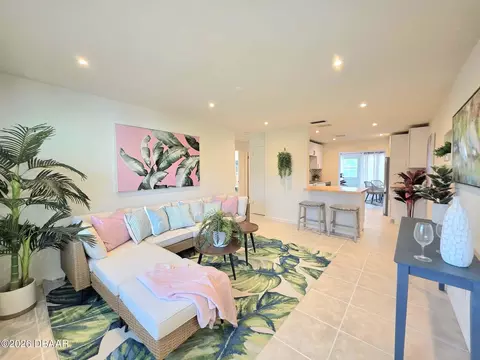 Living - 39 Carol Rd, Ormond Beach, FL 32176 photo 3 of 3