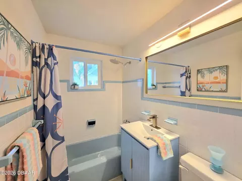 Bath - 39 Carol Rd, Ormond Beach, FL 32176 photo 4 of 6