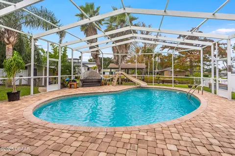 Exterior - 432 Palm Ave, Ormond Beach, FL 32174 photo 1 of 11