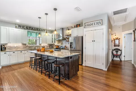 Kitchen - 432 Palm Ave, Ormond Beach, FL 32174 photo 2 of 7