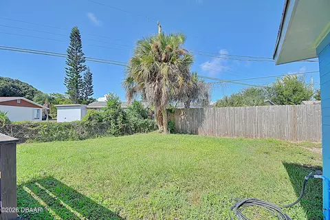 Exterior - 59 Hibiscus Dr, Ormond Beach, FL 32176 photo 4 of 5