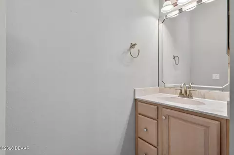 Bath - 3753 Mayo Cir, Ormond Beach, FL 32174 photo 6 of 6