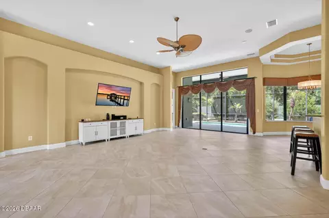 Living - 3753 Mayo Cir, Ormond Beach, FL 32174 photo 5 of 9