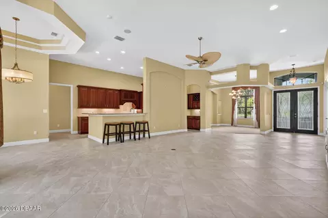 Living - 3753 Mayo Cir, Ormond Beach, FL 32174 photo 3 of 9