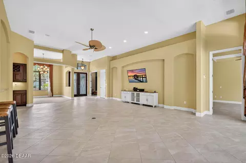 Living - 3753 Mayo Cir, Ormond Beach, FL 32174 photo 4 of 9