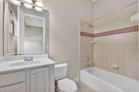 Bath - 3753 Mayo Cir, Ormond Beach, FL 32174 photo 3 of 6