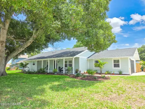 80 Raintree Dr, Port Orange, FL 32127