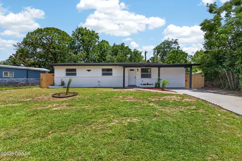1359 Wright St, Daytona Beach, FL 32117