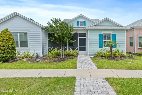 401 Parrot Ln, Daytona Beach, FL 32124
