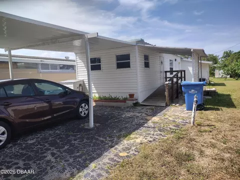 123 Alice St, Edgewater, FL 32141 photo 2
