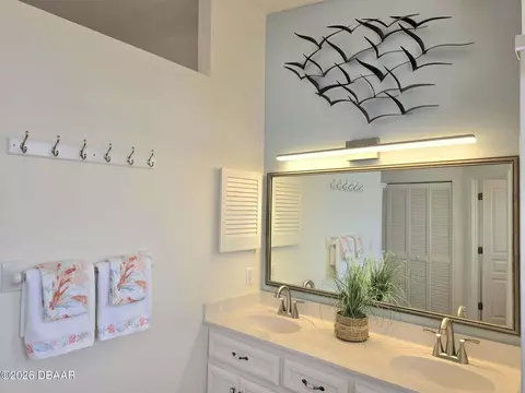 Bath - 3000 Ocean Shore Blvd, Ormond Beach, FL 32176 photo 2 of 5