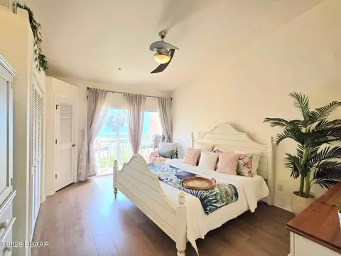 Bedroom - 3000 Ocean Shore Blvd, Ormond Beach, FL 32176 photo 1 of 4