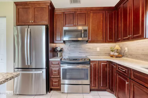 Kitchen - 9 Brooke Station Dr, Ormond Beach, FL 32174 photo 5 of 5