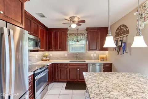 Kitchen - 9 Brooke Station Dr, Ormond Beach, FL 32174 photo 2 of 5