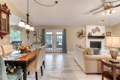 Dining - 9 Brooke Station Dr, Ormond Beach, FL 32174 photo 2 of 7