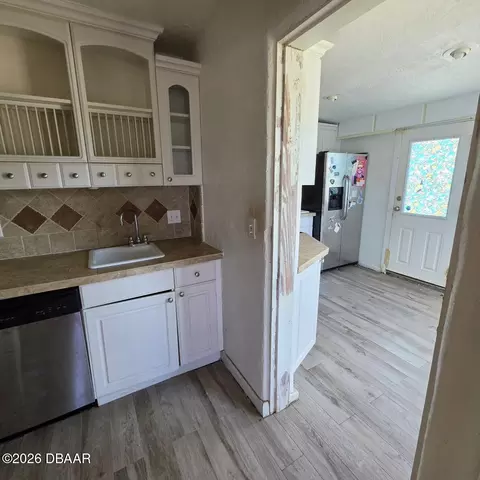 Kitchen - 50 Brooks Dr, Ormond Beach, FL 32176 photo 2 of 2