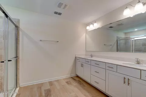 Bath - 9 Ace Ct, Bunnell, FL 32110 photo 1 of 2