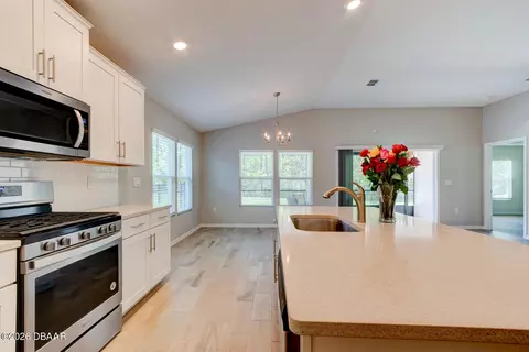 Kitchen - 9 Ace Ct, Bunnell, FL 32110 photo 3 of 4
