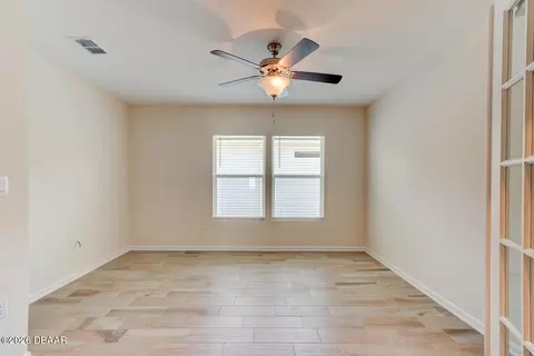 Living - 9 Ace Ct, Bunnell, FL 32110 photo 6 of 6