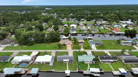 View/Area - 1610 Juno Trl, Astor, FL 32102 photo 13 of 18