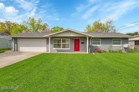 Exterior - 1610 Juno Trl, Astor, FL 32102 photo 4 of 4