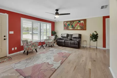 Living - 1610 Juno Trl, Astor, FL 32102 photo 1 of 3