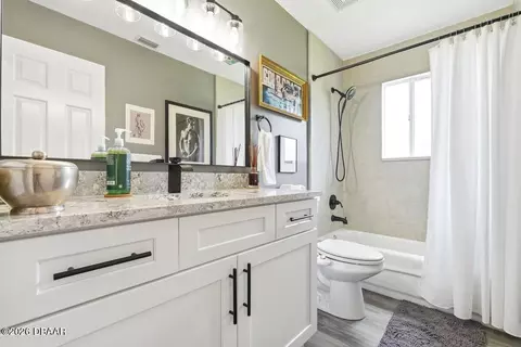 Bath - 50 Treetop Cir, Ormond Beach, FL 32174 photo 2 of 11