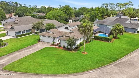 View/Area - 50 Treetop Cir, Ormond Beach, FL 32174 photo 7 of 10