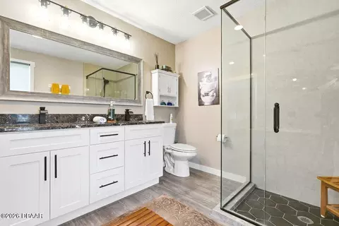 Bath - 50 Treetop Cir, Ormond Beach, FL 32174 photo 5 of 11