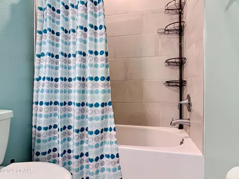 Bath - 2183 Raglan Cir, Ormond Beach, FL 32174 photo 7 of 9