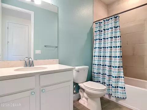 Bath - 2183 Raglan Cir, Ormond Beach, FL 32174 photo 5 of 9