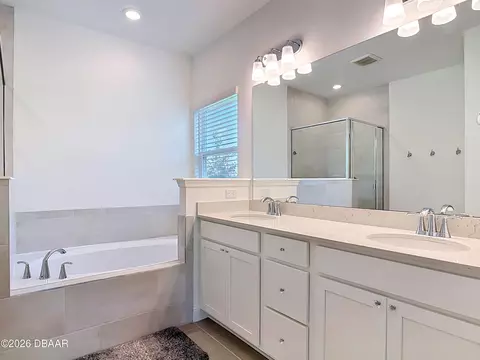 Bath - 2183 Raglan Cir, Ormond Beach, FL 32174 photo 1 of 9
