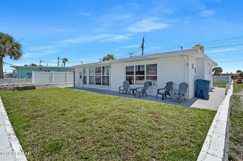 9 Neptune Park Dr, Ormond Beach, FL 32176