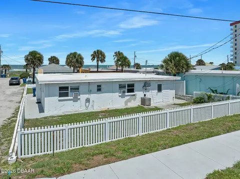 Exterior - 9 Neptune Park Dr, Ormond Beach, FL 32176 photo 5 of 7