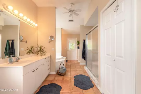 Bath - 55 Plaza Dr, Ormond Beach, FL 32176 photo 5 of 6