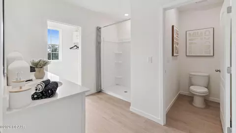Bath - 1631 Houmas St, Ormond Beach, FL 32174 photo 2 of 5