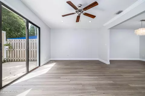 Living - 51 Tomoka Meadows Blvd, Ormond Beach, FL 32174 photo 4 of 5