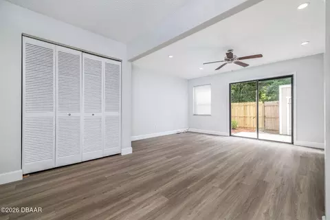 Living - 51 Tomoka Meadows Blvd, Ormond Beach, FL 32174 photo 5 of 5