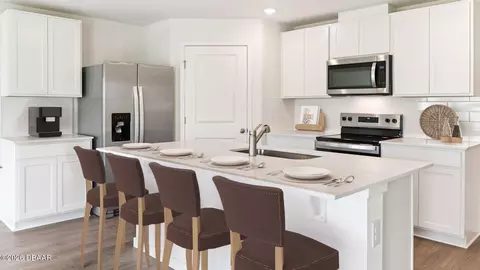 Kitchen - 137 Heirloom Dr, Ormond Beach, FL 32174 photo 1 of 2