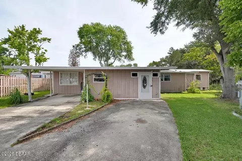 5 Pinewood Ct, South Daytona, FL 32119