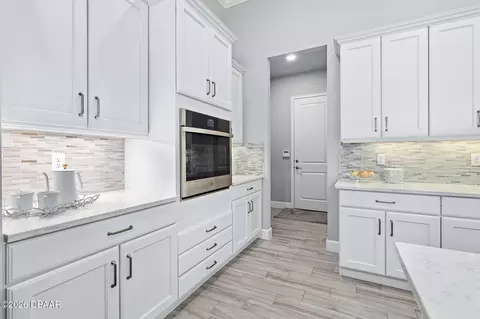 Kitchen - 218 Heatherwood Ct, Ormond Beach, FL 32174 photo 5 of 7