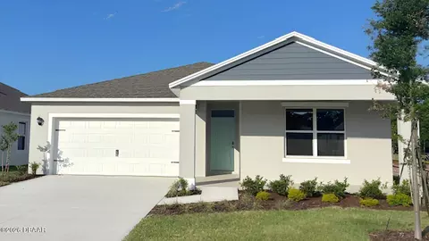 1017 Champion Ridge Dr, Daytona Beach, FL 32124