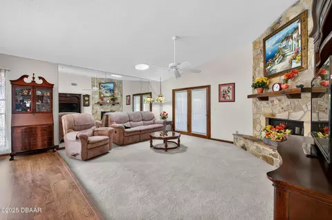 Living - 6 Indian Trl, Ormond Beach, FL 32174 photo 2 of 2