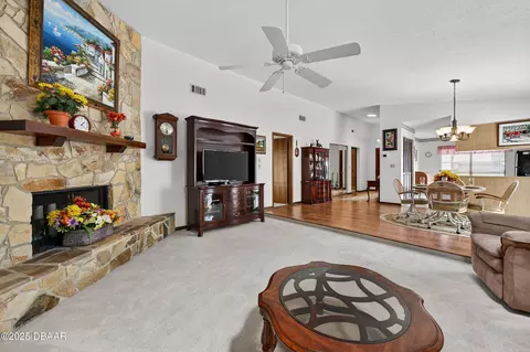 Living - 6 Indian Trl, Ormond Beach, FL 32174 photo 1 of 2