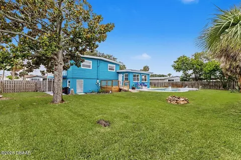 Exterior - 923 Peninsula Dr, Ormond Beach, FL 32176 photo 7 of 13