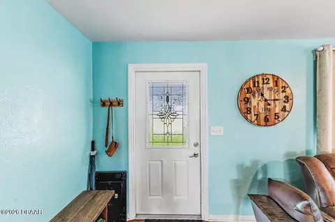 Entry Way - 923 Peninsula Dr, Ormond Beach, FL 32176 photo 1 of 2
