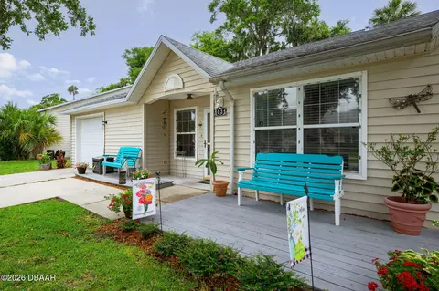 1031 Grand Hickory Cir, Holly Hill, FL 32117